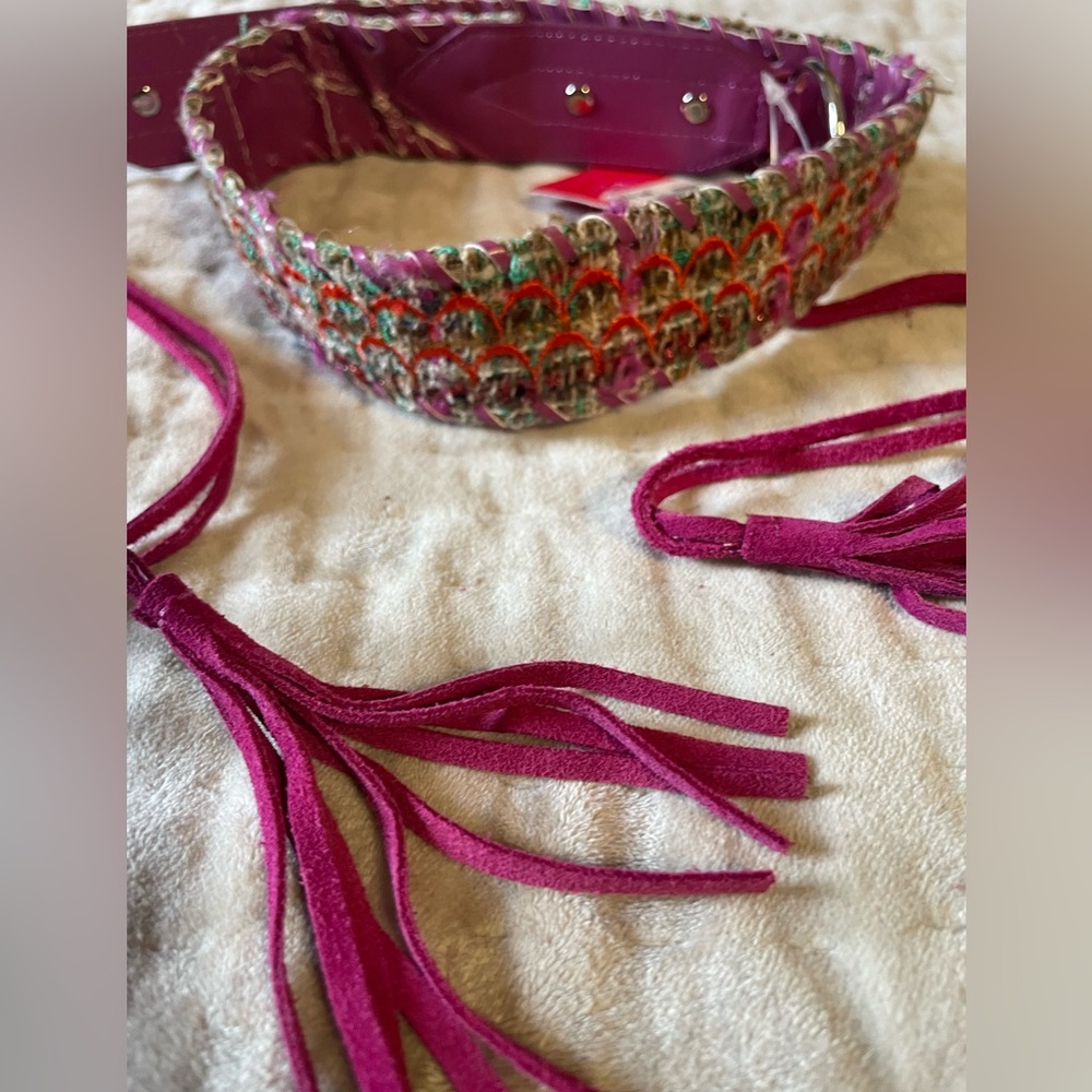 OILILY NWT w/ Flaws Pink Belt Tweed Embellished Rings & Tassels Vintage 7 75 CM